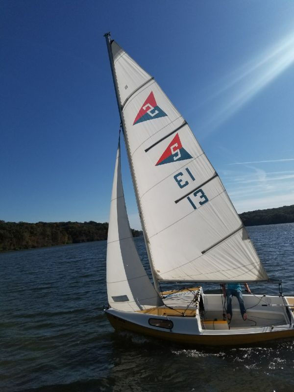 Sto-A-Way 16 Sailboat by Advance Sailboat Corp / Dolphin Sailboats